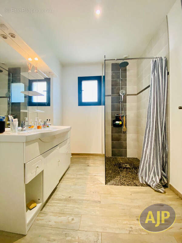 Maison à LESPARRE-MEDOC