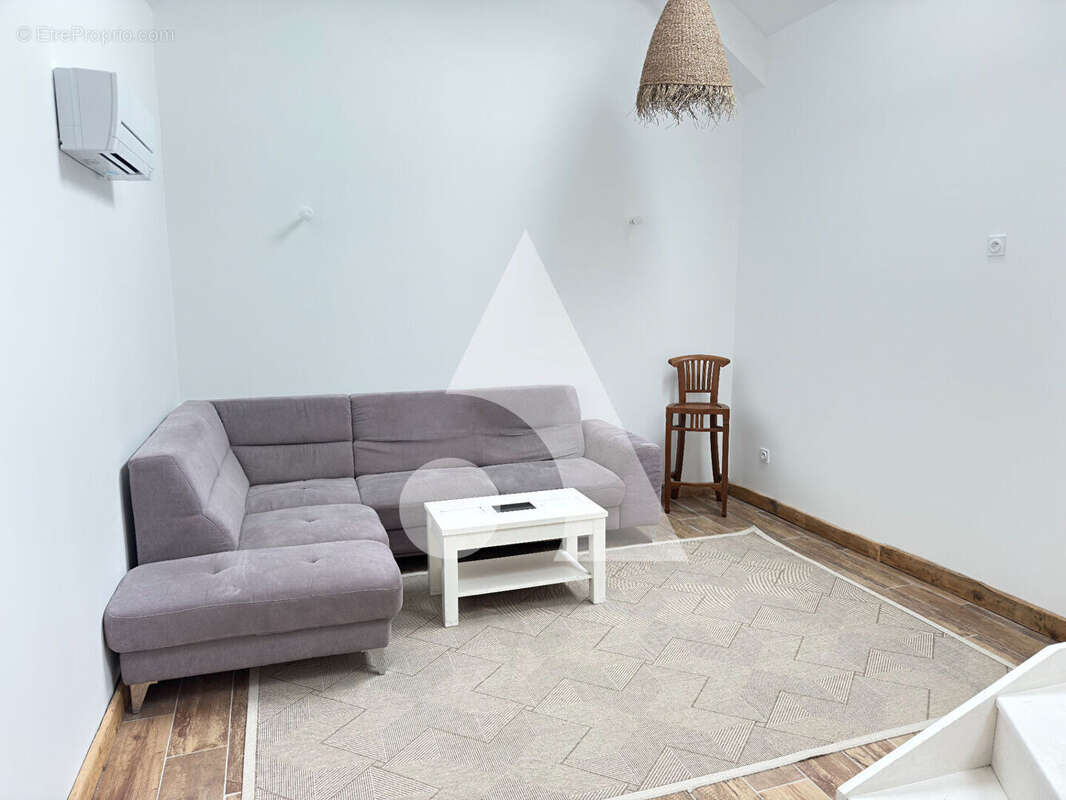 Appartement à REMOLLON