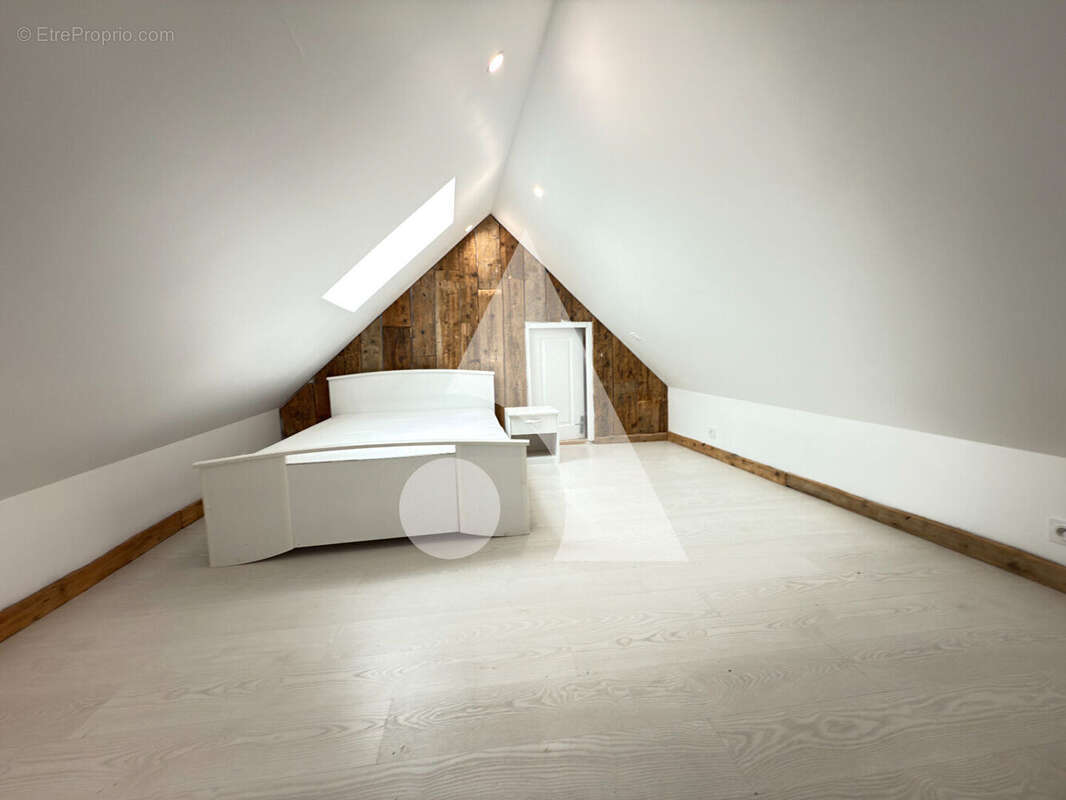 Appartement à REMOLLON