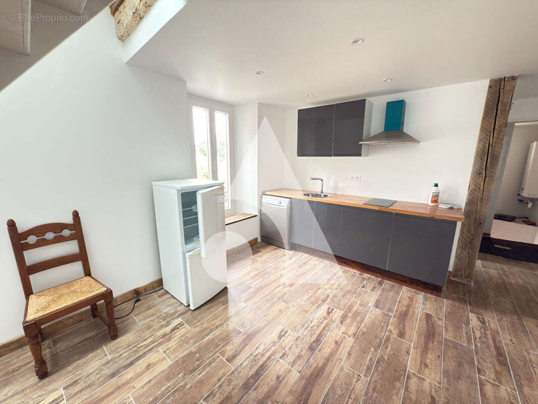 Appartement à REMOLLON