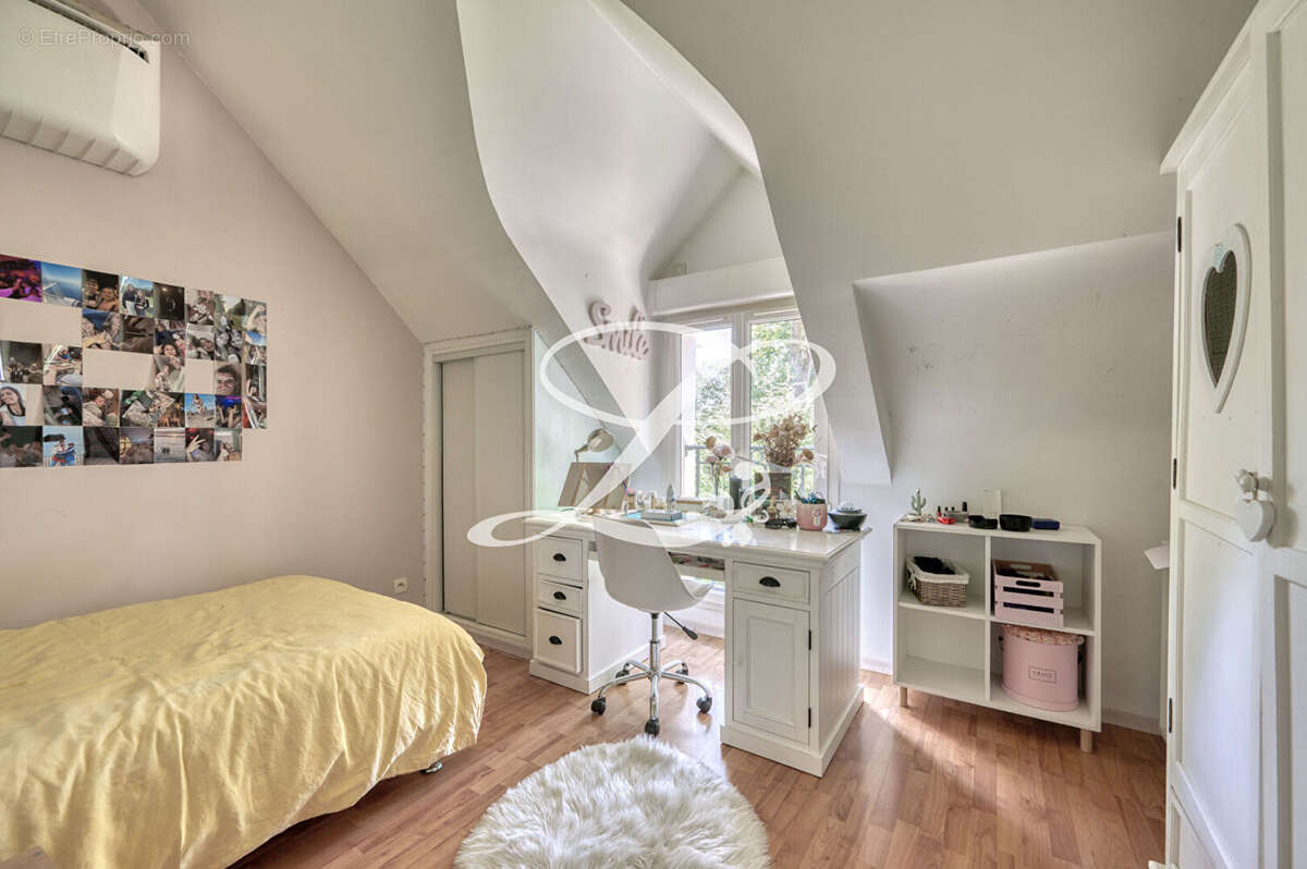 Maison à MAISONS-LAFFITTE