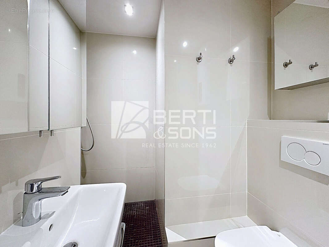 Appartement à MANDELIEU-LA-NAPOULE