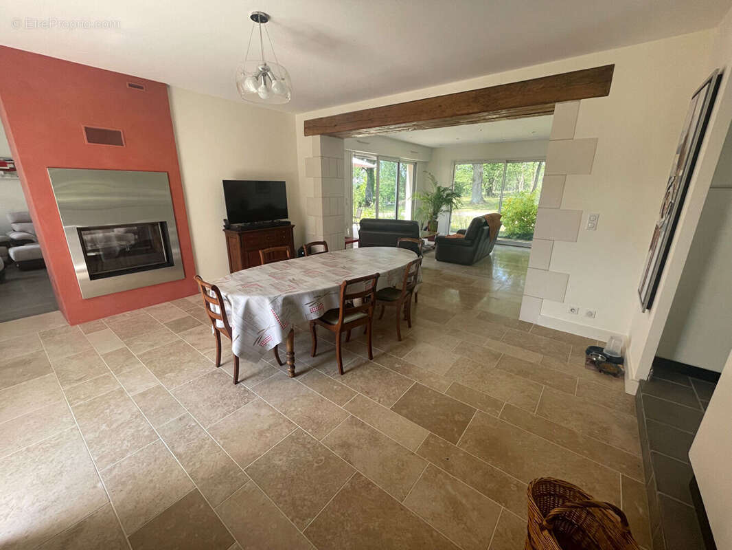 Maison à VICQ-SUR-GARTEMPE