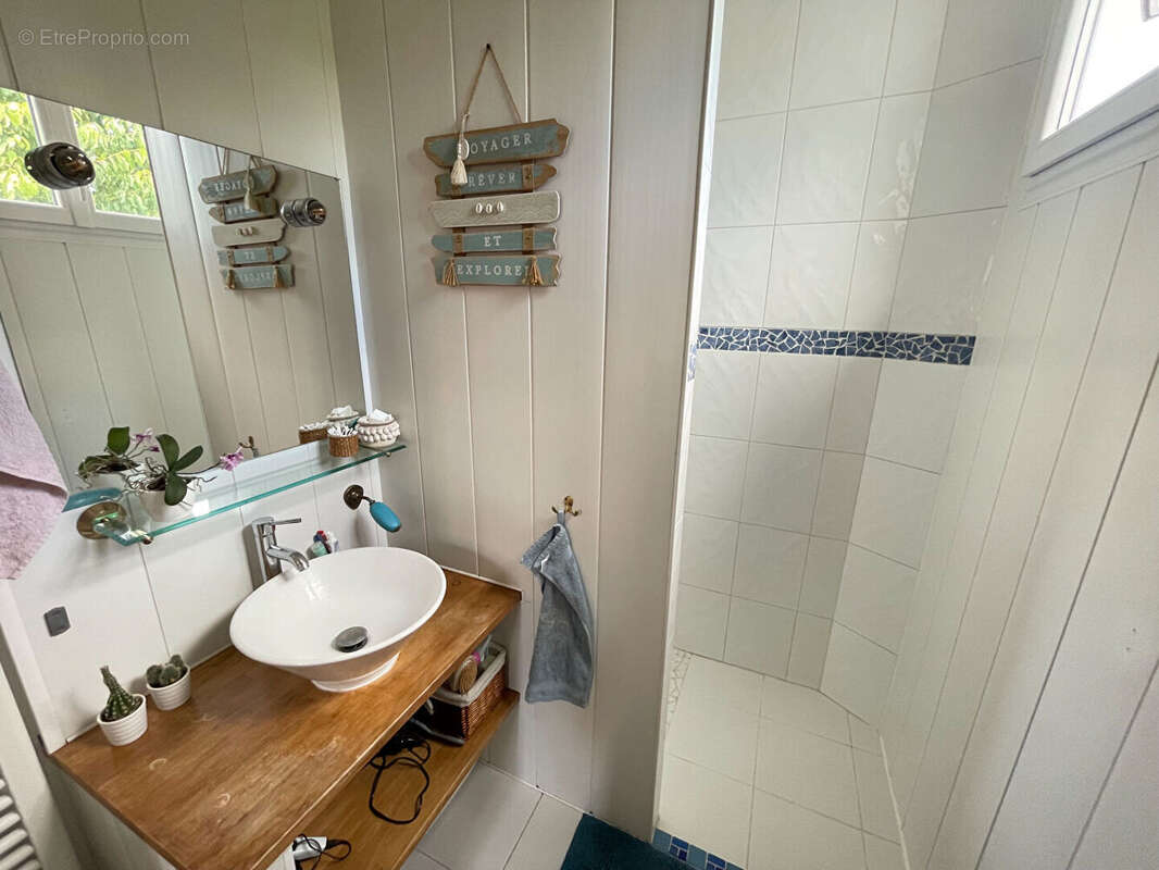 Maison à SARTROUVILLE