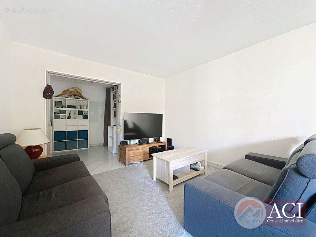 Appartement à EPINAY-SUR-SEINE