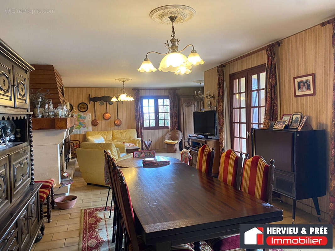 Maison à VER-SUR-MER