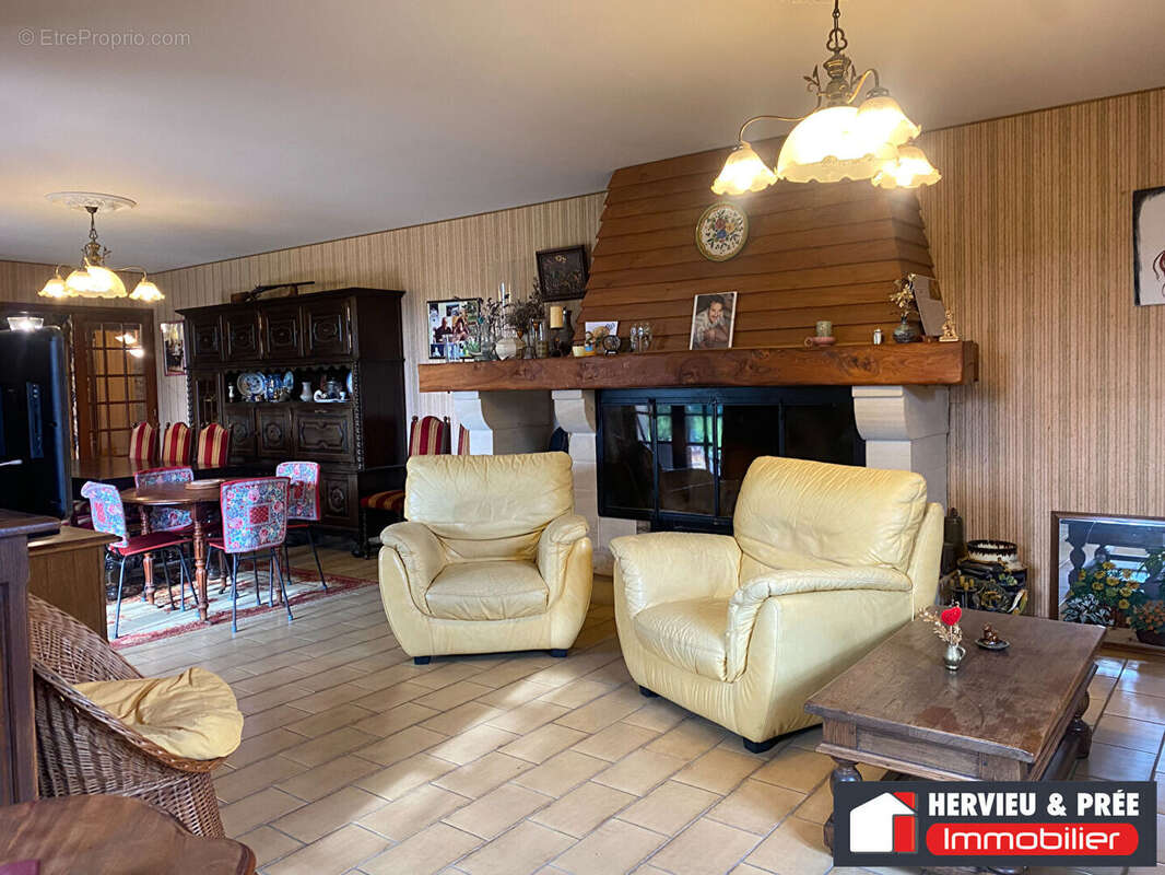 Maison à VER-SUR-MER