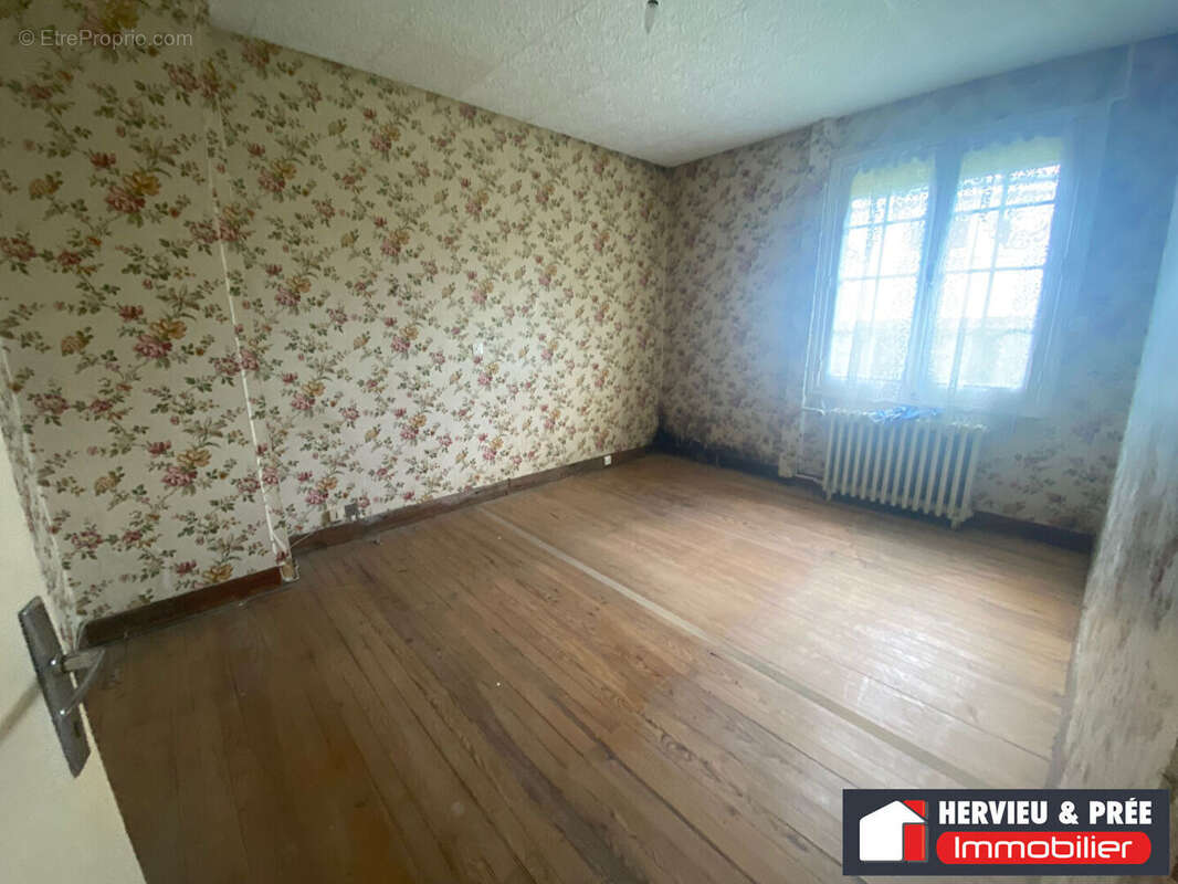 Maison à BIEVILLE-BEUVILLE