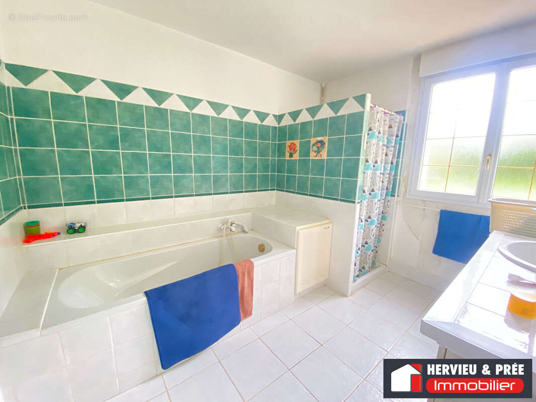 Maison à VER-SUR-MER