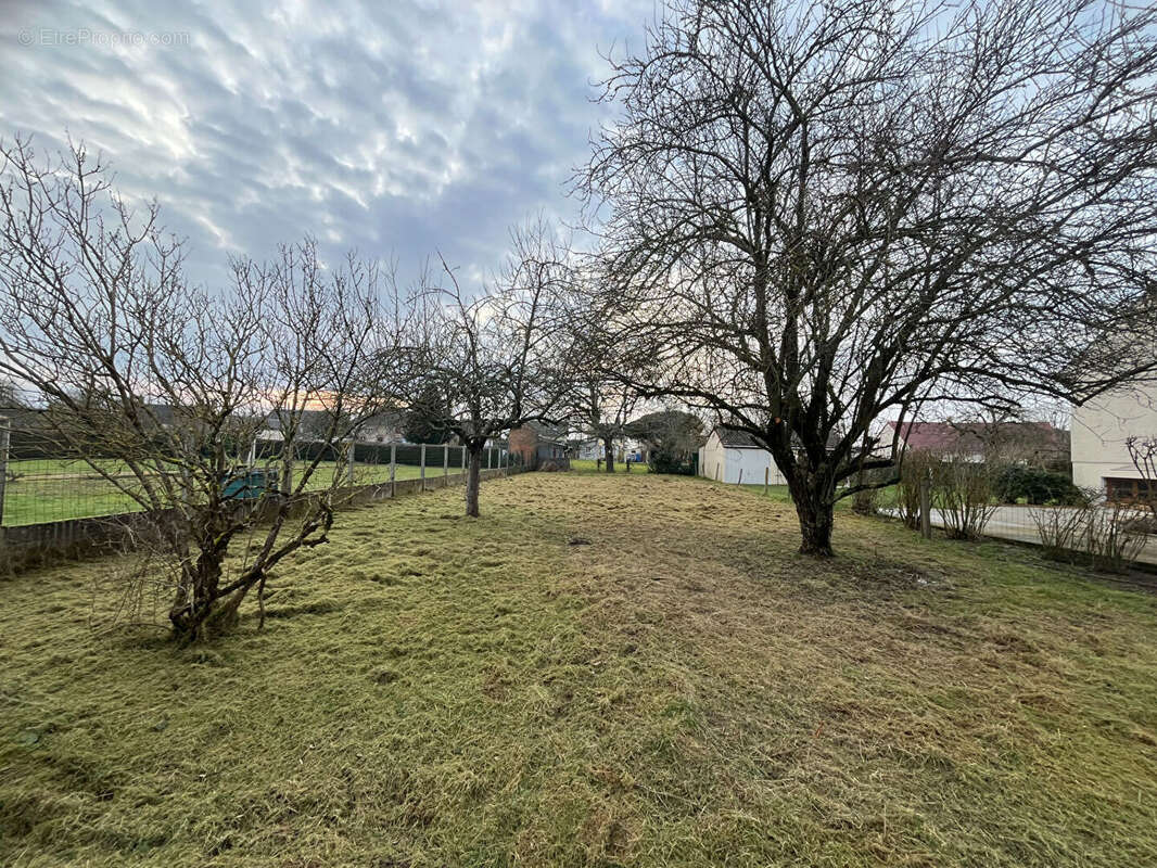 Maison à AUBIGNY-SUR-NERE