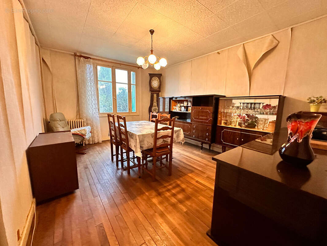 Maison à AUBIGNY-SUR-NERE