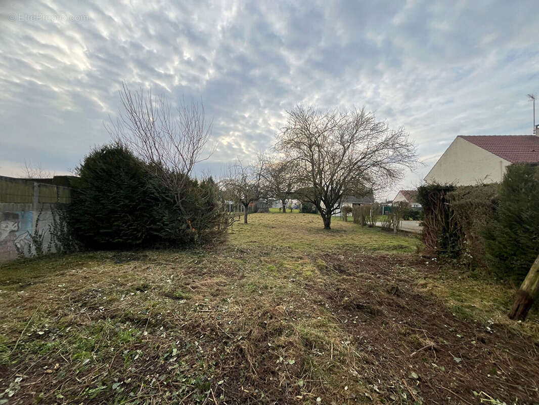 Maison à AUBIGNY-SUR-NERE