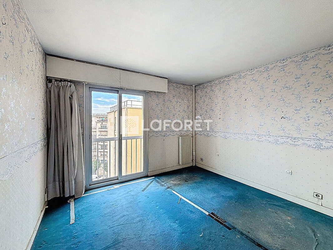 Appartement à BOURG-LA-REINE
