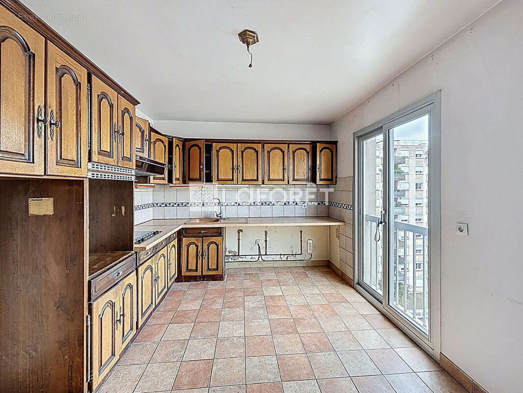 Appartement à BOURG-LA-REINE