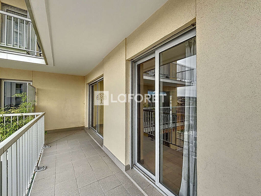 Appartement à BOURG-LA-REINE
