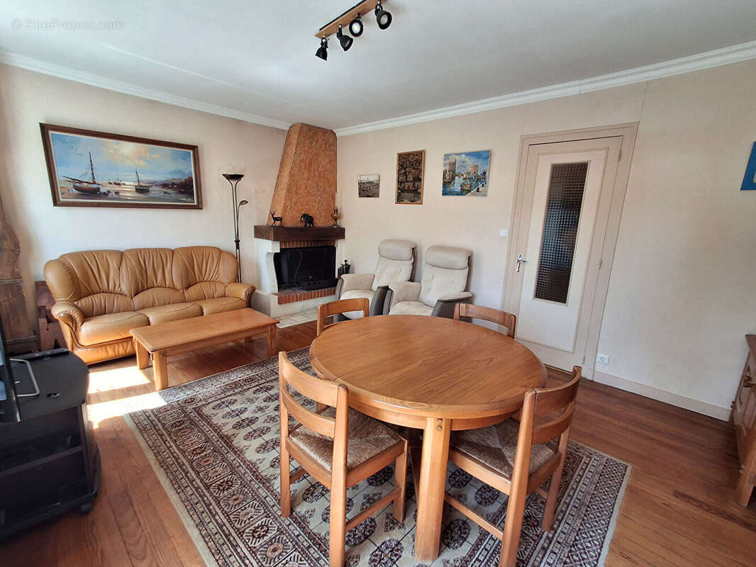 Maison à SAINT-VIVIEN