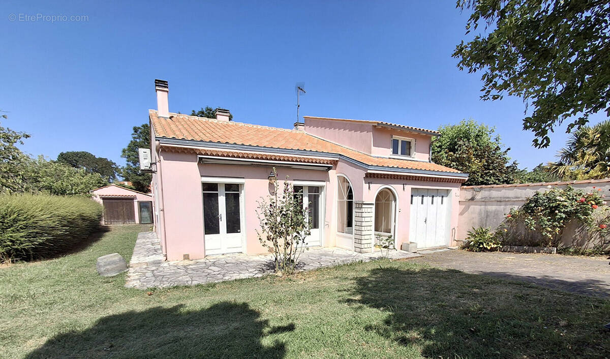 Maison à SAINT-VIVIEN