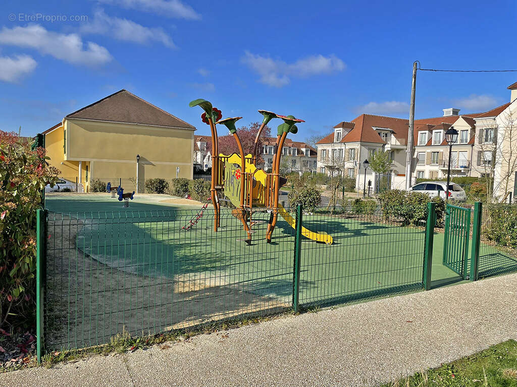 Appartement à SAINT-PRIX