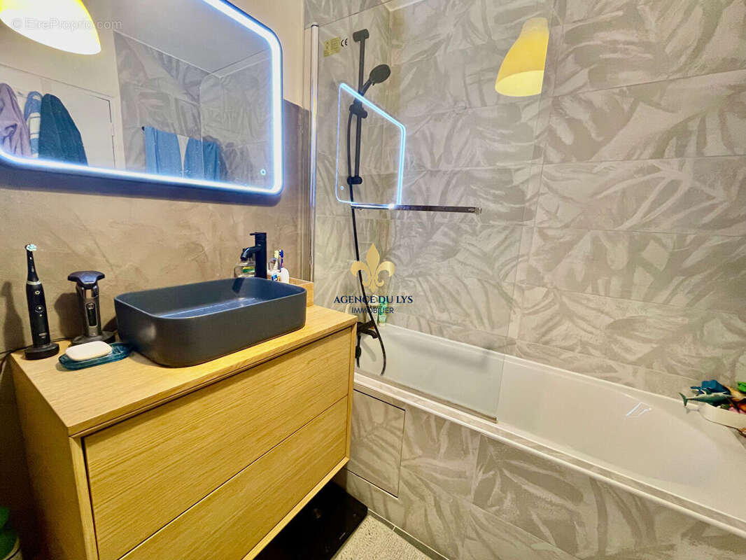 Appartement à COYE-LA-FORET