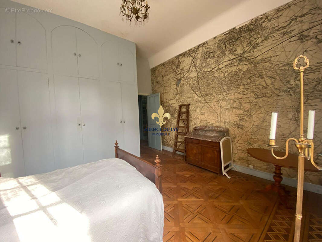 Appartement à COYE-LA-FORET