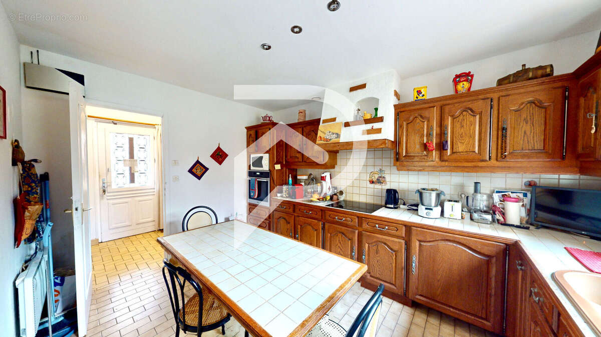 Maison à VERNEUIL-SUR-SEINE