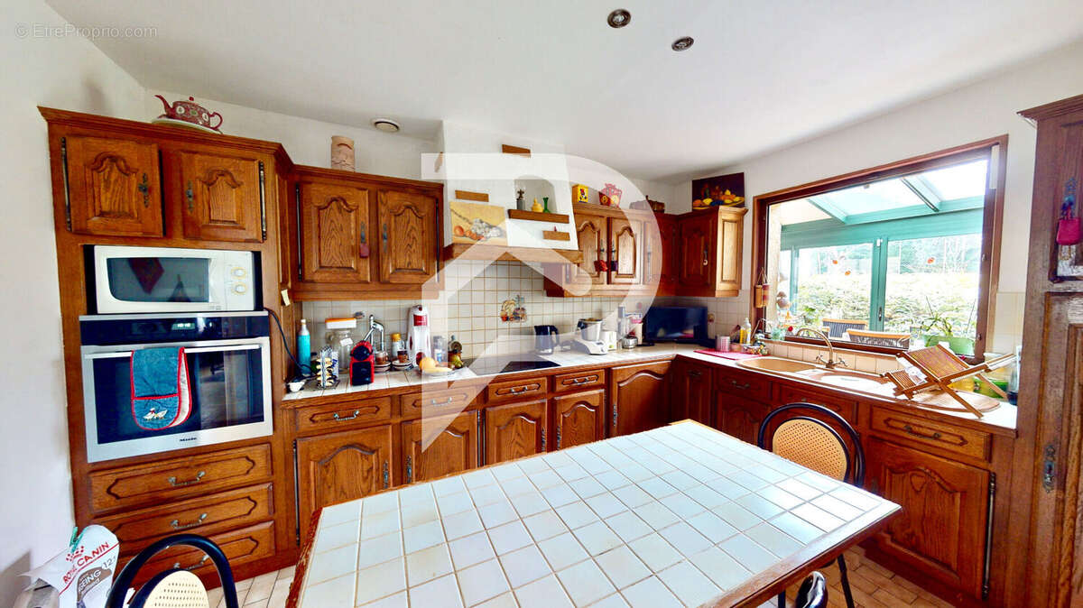 Maison à VERNEUIL-SUR-SEINE