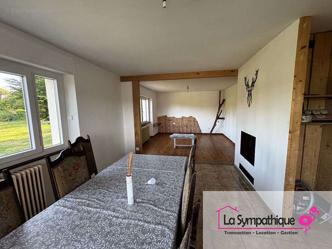 Maison à MOFFANS-ET-VACHERESSE