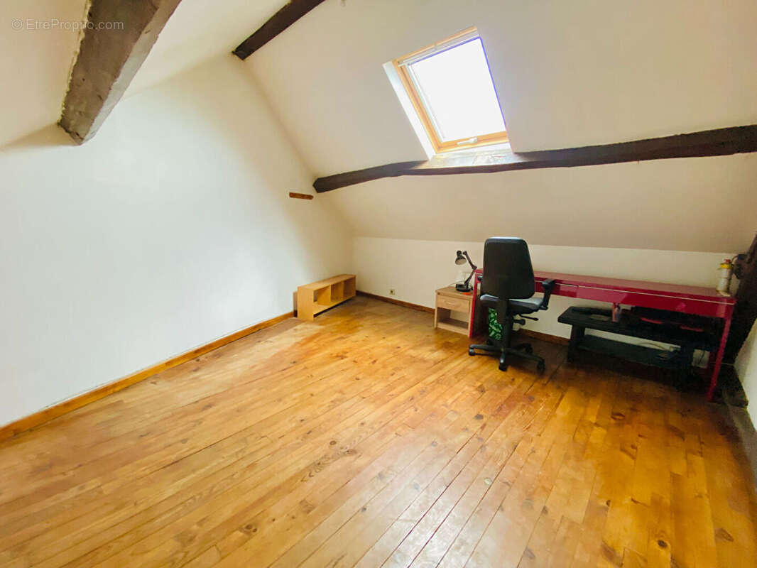 Maison à NEUILLY-EN-THELLE