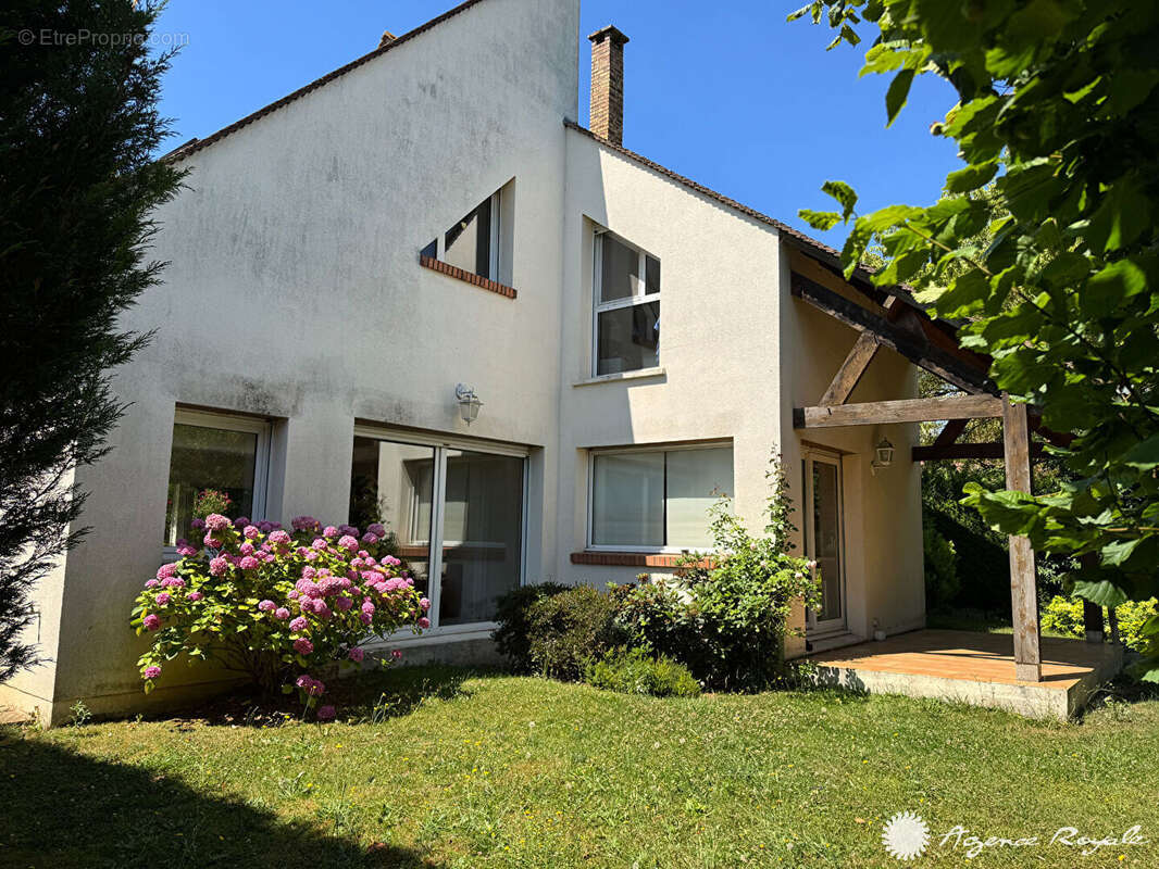 Maison à SAINT-GERMAIN-EN-LAYE