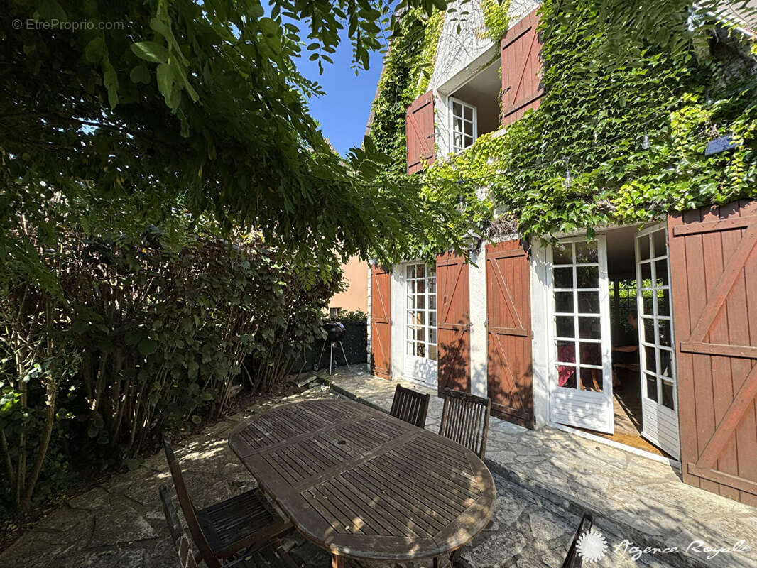 Maison à SAINT-GERMAIN-EN-LAYE
