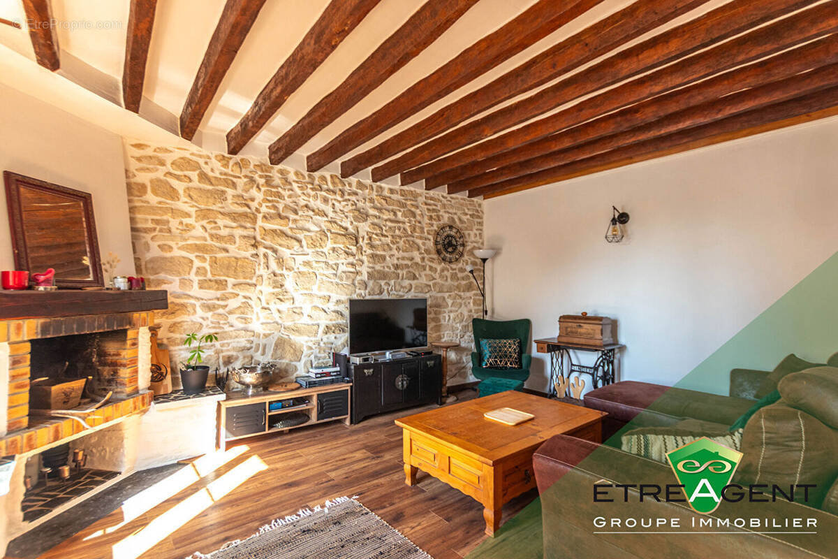 Maison à FONTENAY-SAINT-PERE