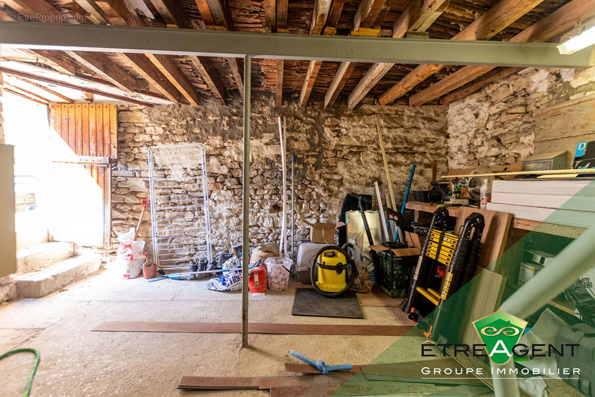 Maison à FONTENAY-SAINT-PERE