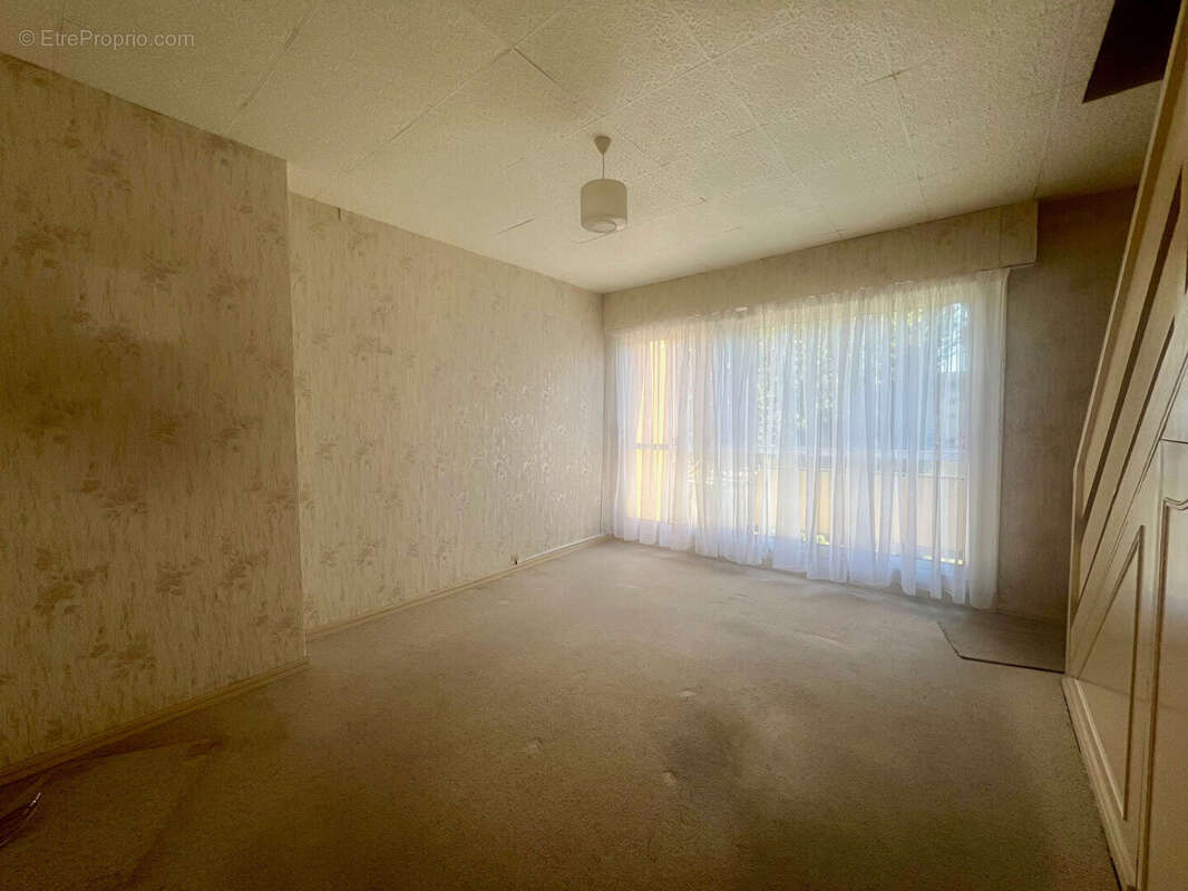 Appartement à BRIE-COMTE-ROBERT