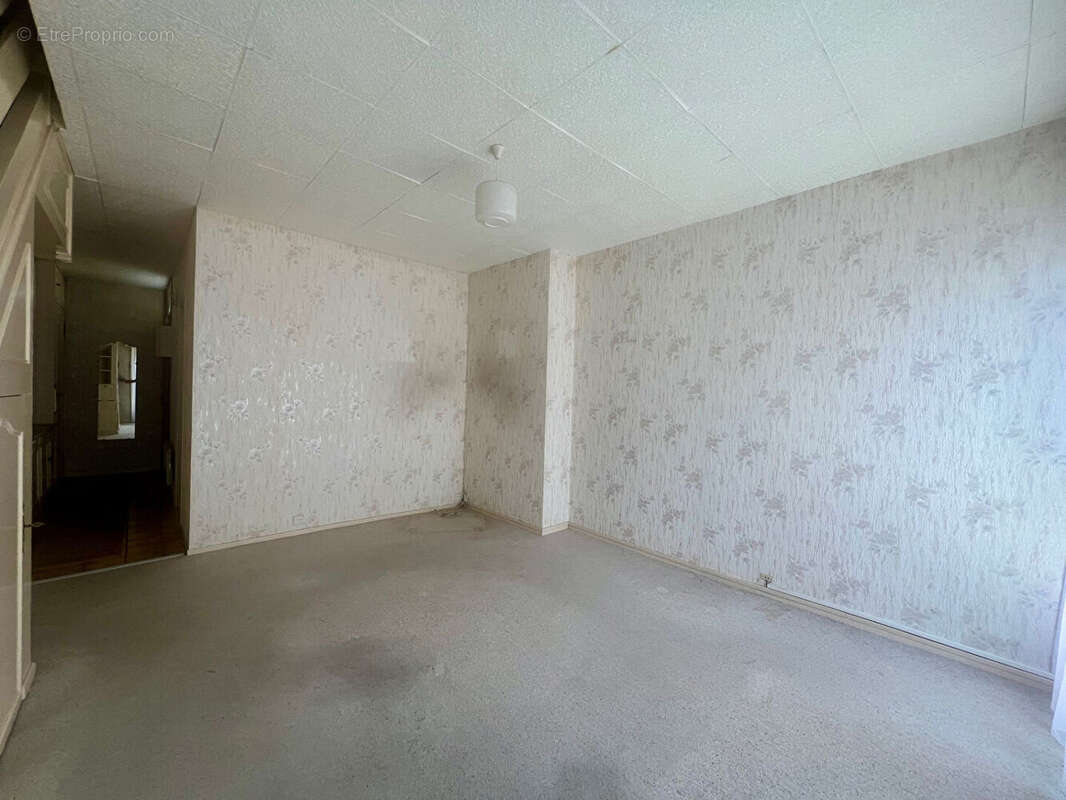 Appartement à BRIE-COMTE-ROBERT