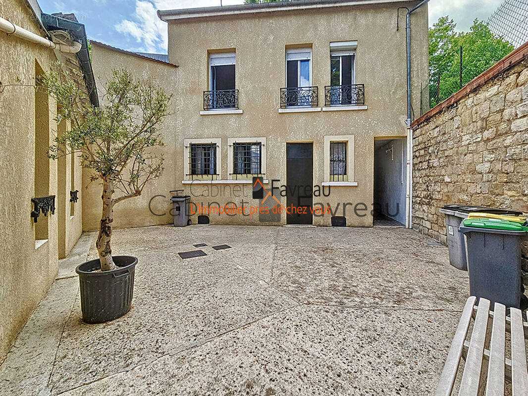 Maison à VITRY-SUR-SEINE