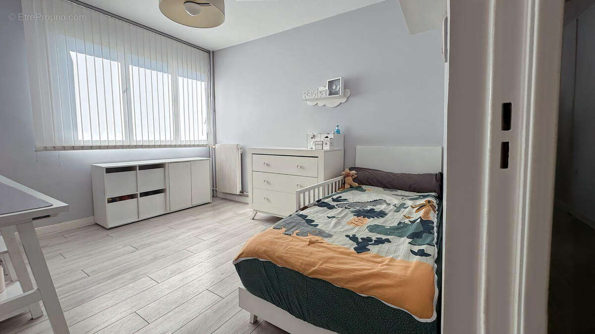 Appartement à VILLEMOMBLE