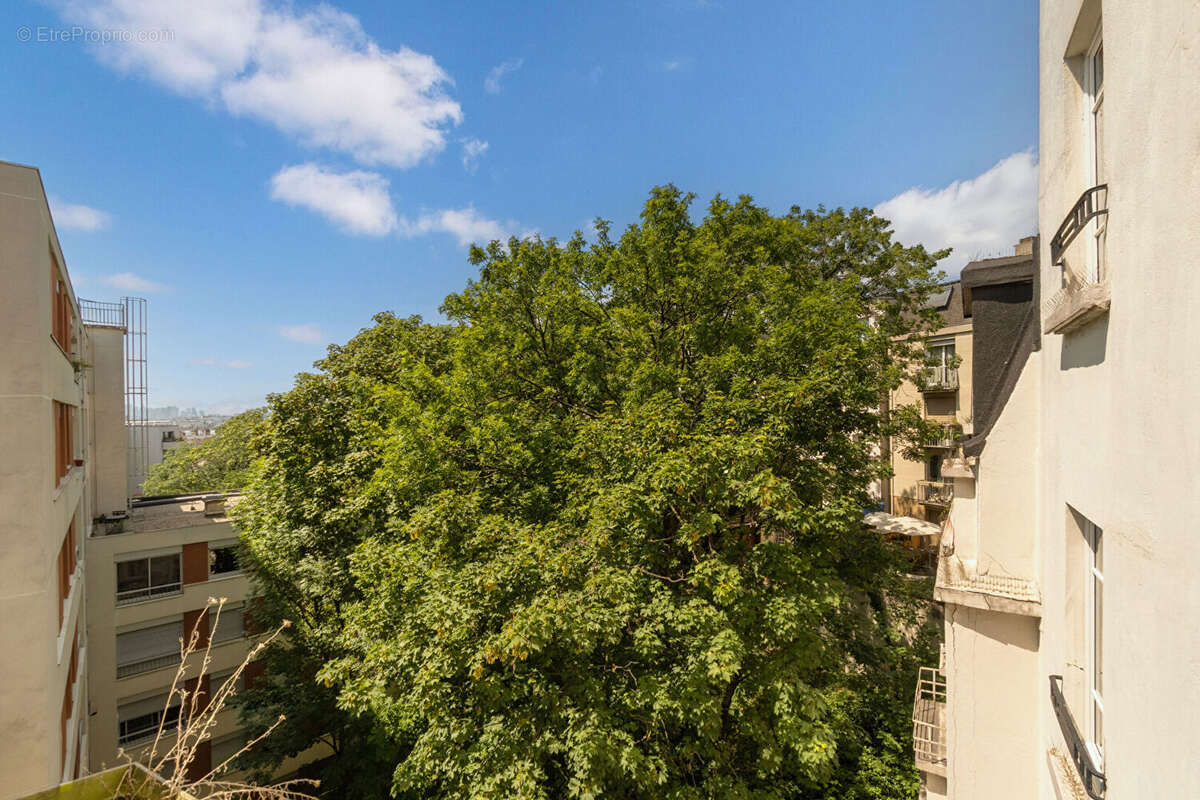 Appartement à PARIS-19E