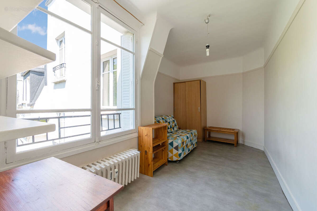 Appartement à PARIS-19E