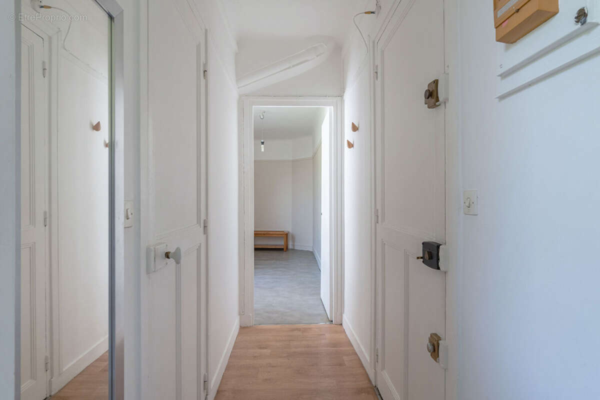 Appartement à PARIS-19E