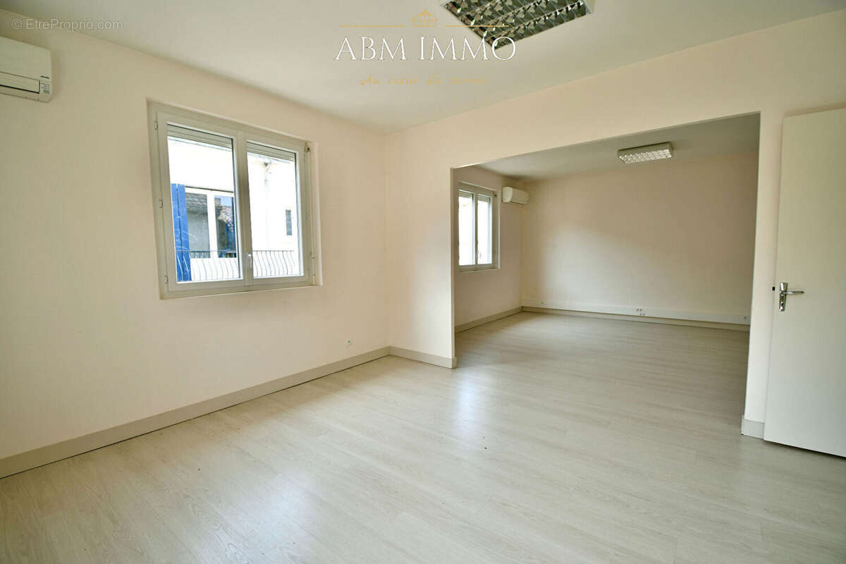 Appartement à SIGOULES