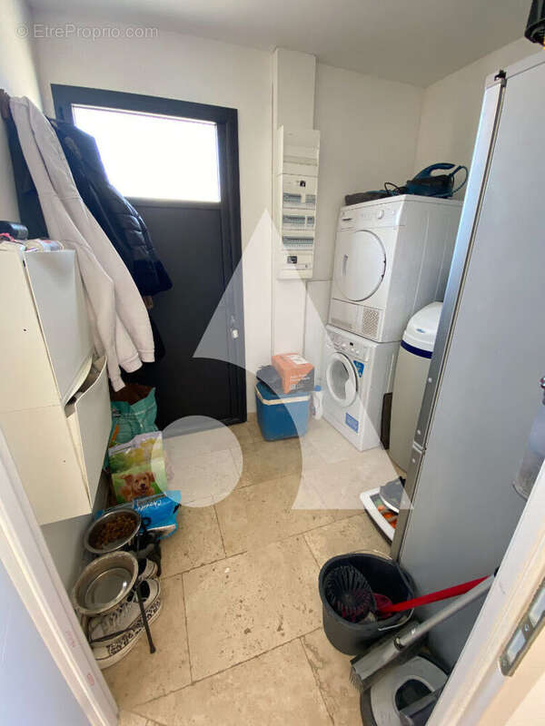 Maison à CHAILLEVETTE