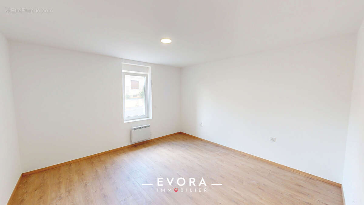 Appartement à VITRY-SUR-ORNE