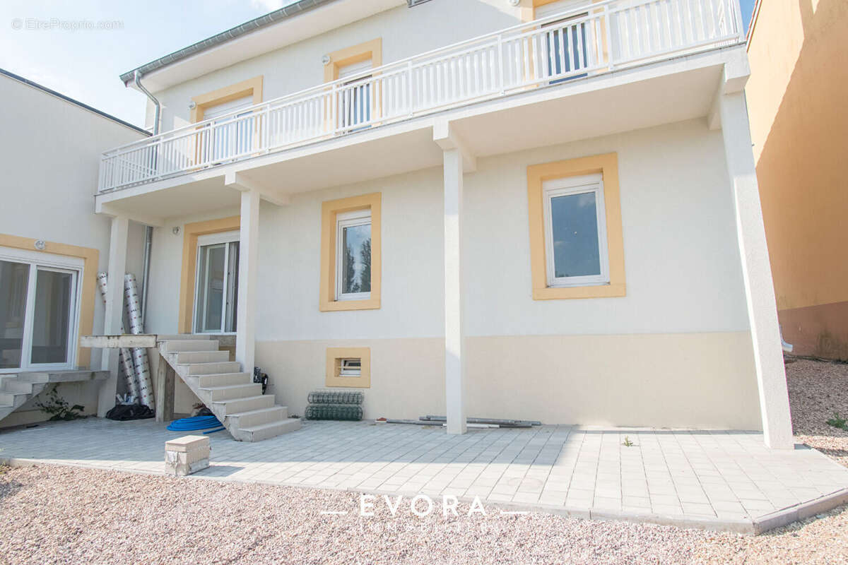 Appartement à VITRY-SUR-ORNE