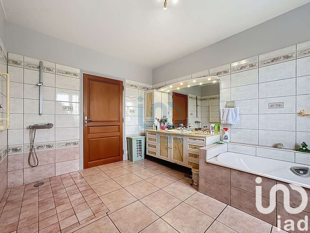 Photo 8 - Maison à DEVILLE