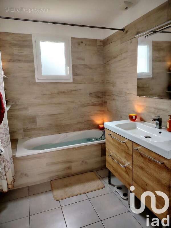 Photo 8 - Maison à SAUGON