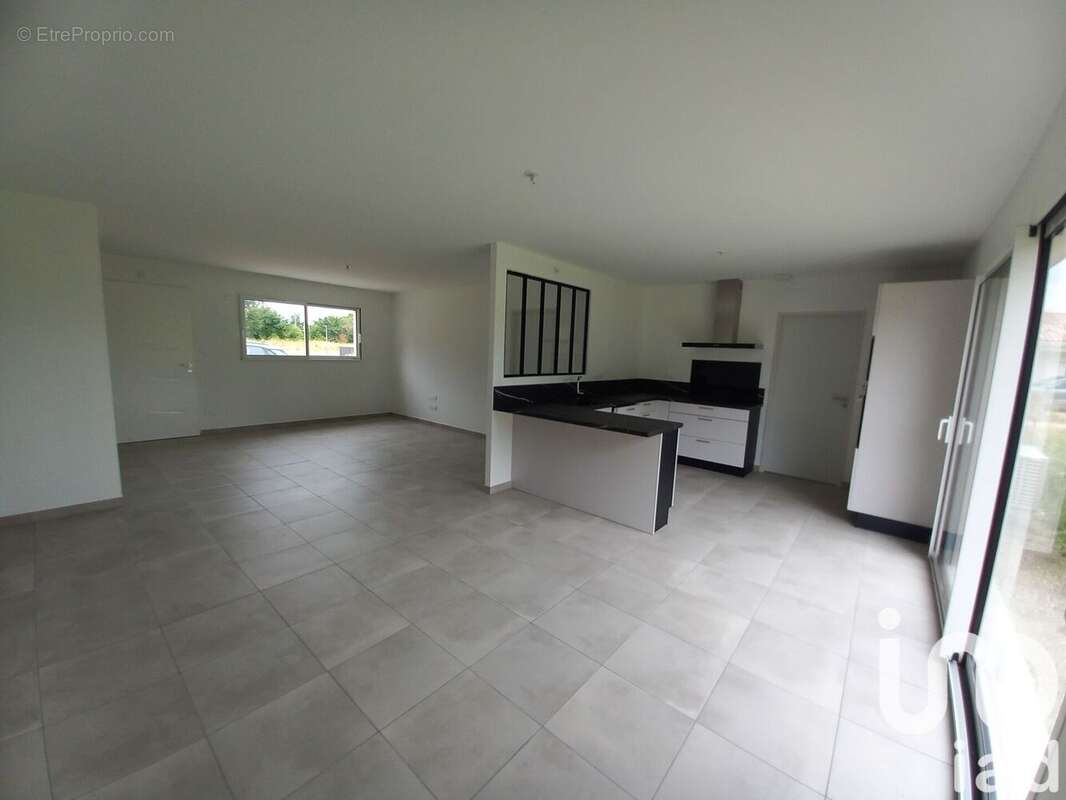 Photo 7 - Maison à MONTESQUIEU