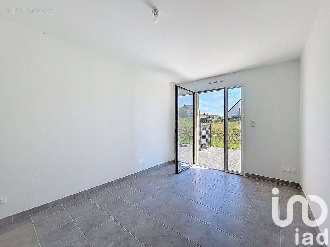 Photo 7 - Appartement à BUCHY