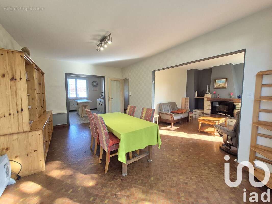 Photo 3 - Maison à SALIGNY