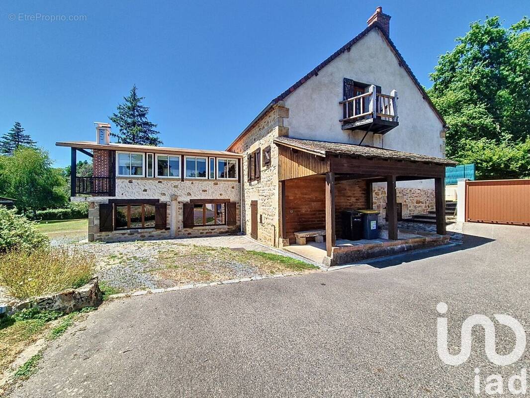 Photo 1 - Maison à SAINT-HILAIRE