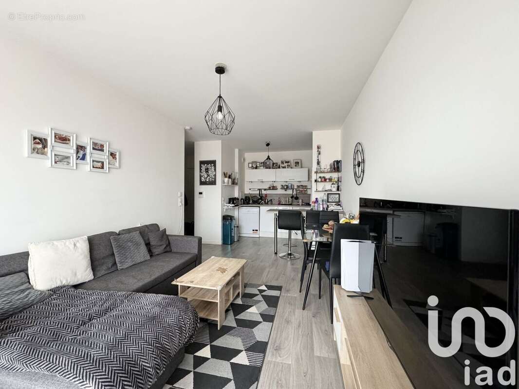 Photo 2 - Appartement à MAROLLES-EN-HUREPOIX
